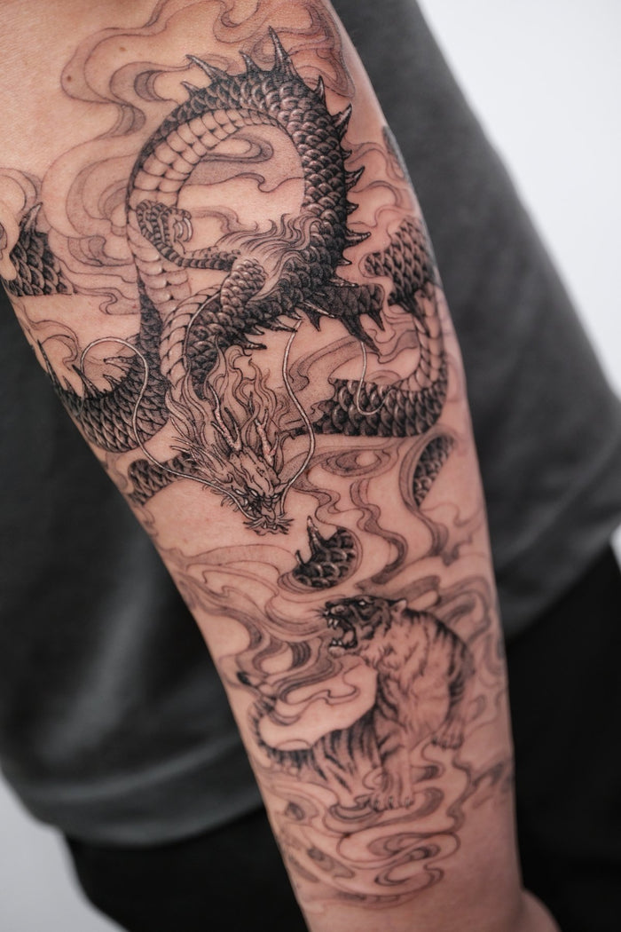 Black & Gray Dragon Sleeve