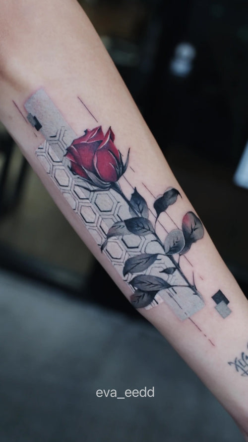 Fine Line Floral
