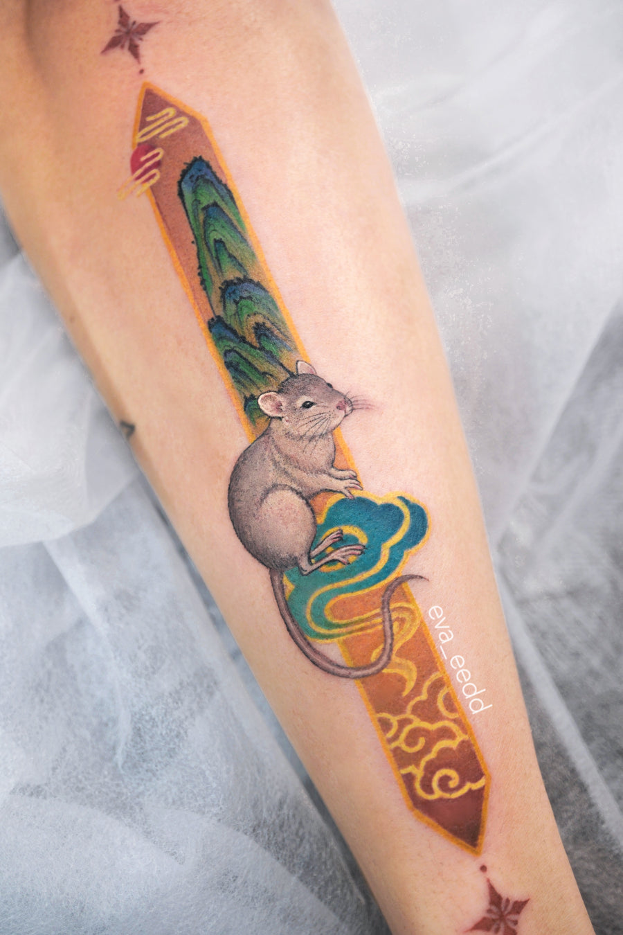 Eva Liu - Fine Line Animal - G068