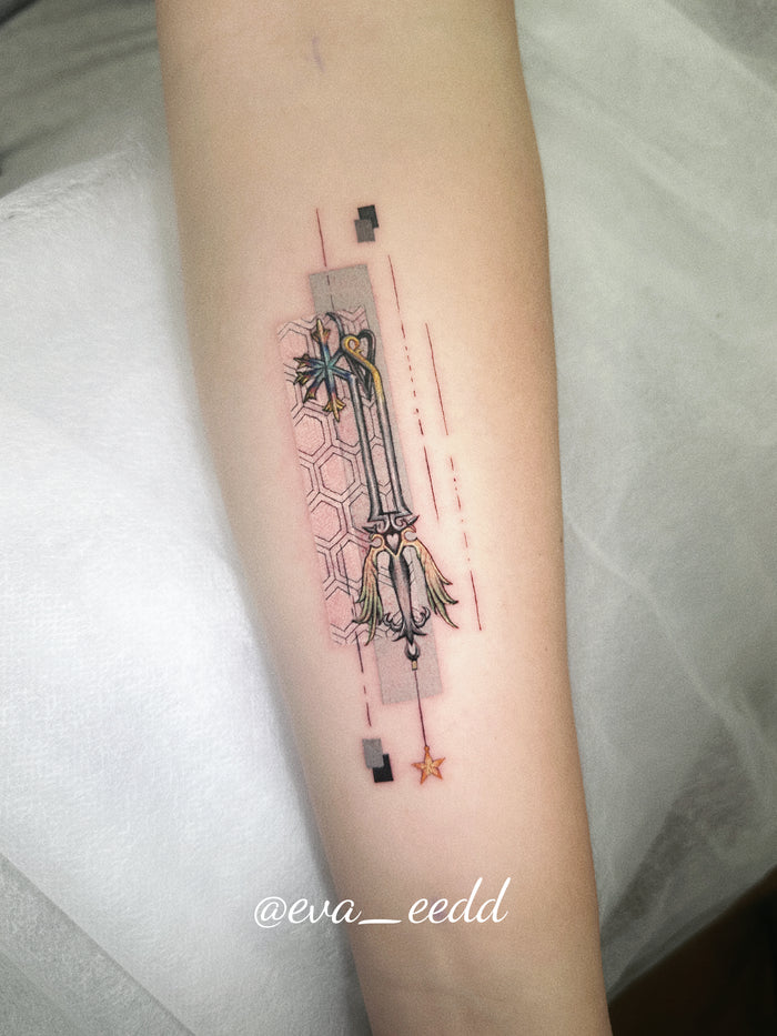 Eva Liu - Fine Line Object - G079