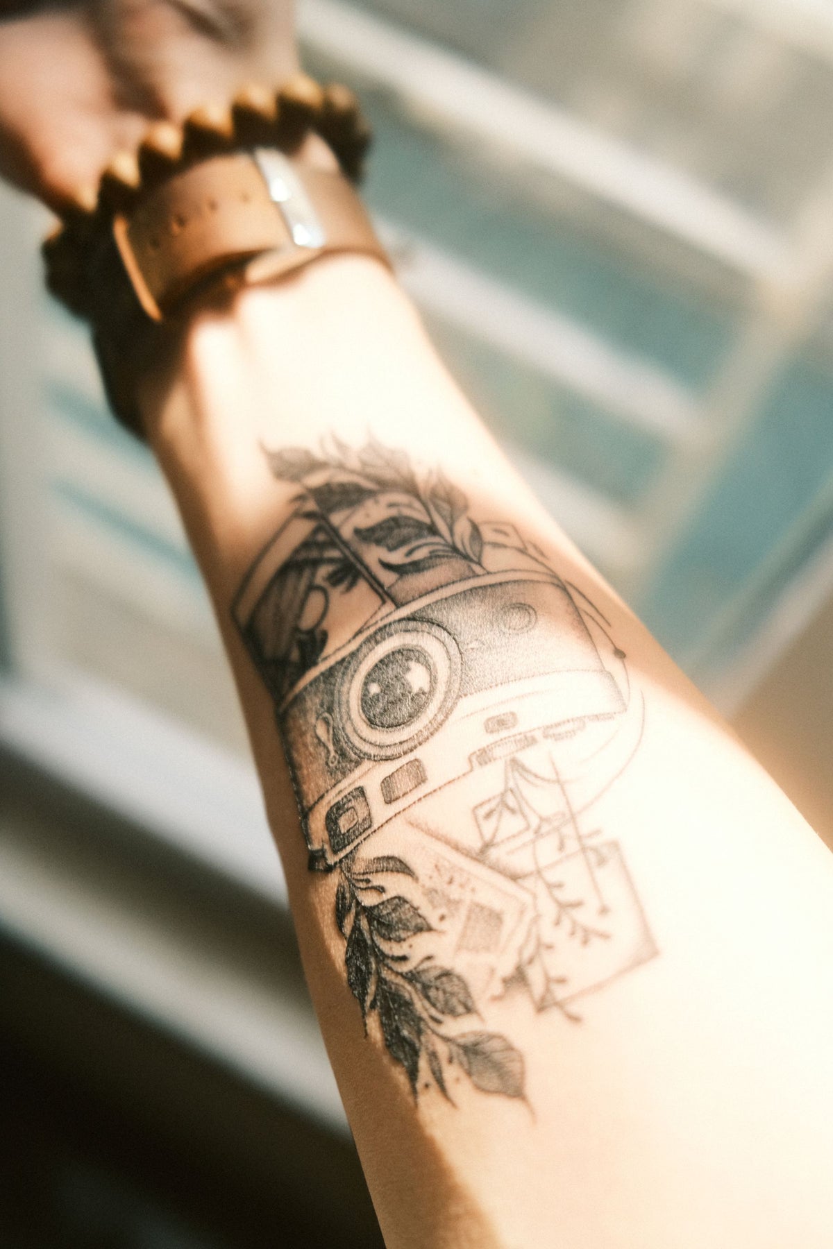 Minimal fine-line arm tattoo inspiration for a Los Angeles mini tattoo guide
