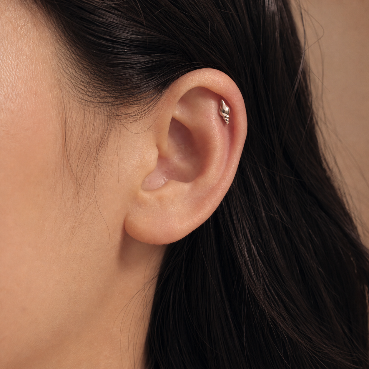 ASTM F136 Titanium Flat Back - Silver, Internally Threaded, 18G, 1.0 x 6+4 mm — wearing view three (P-FB-0054-S01)