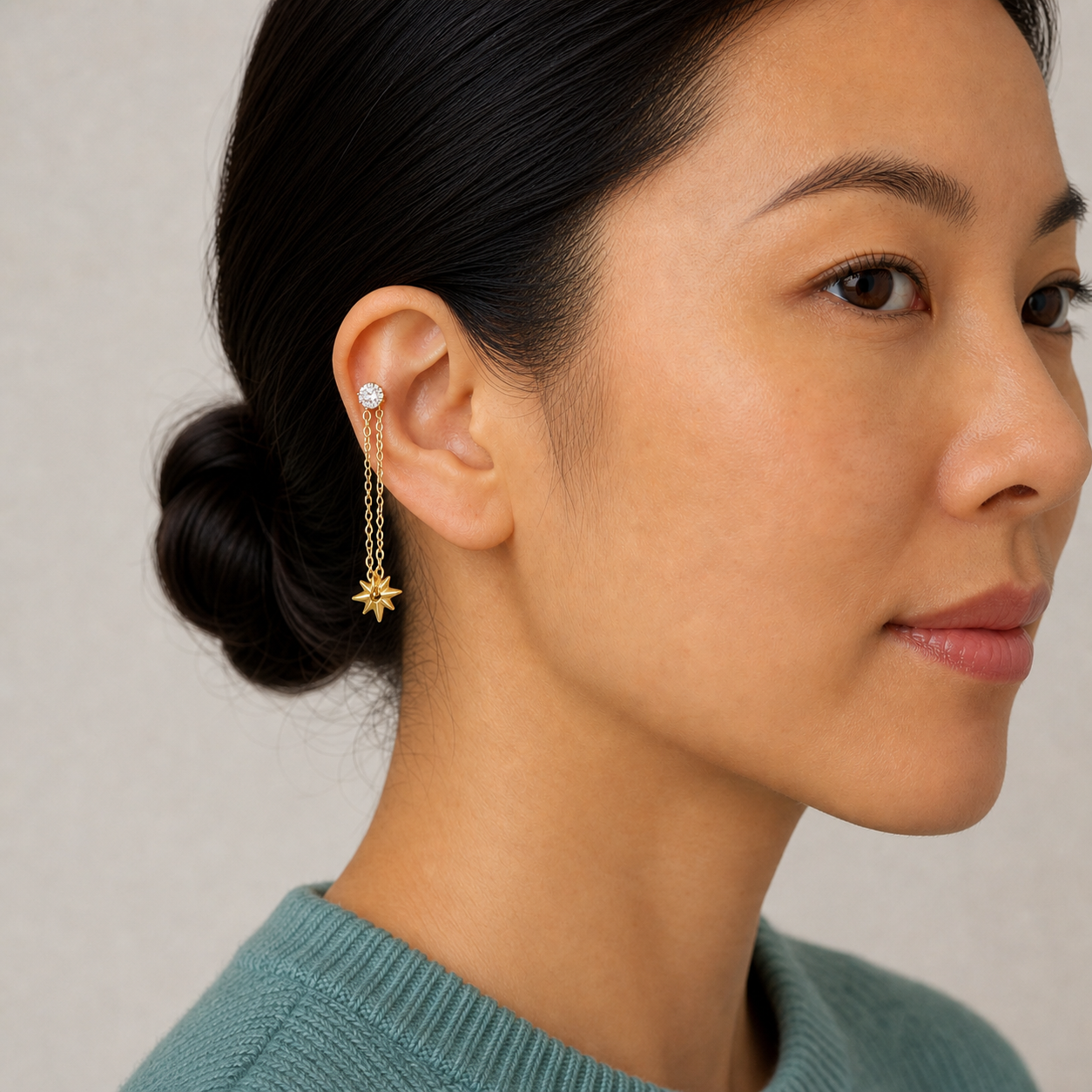 Clear CZ ASTM F136 Titanium Flat Back - Gold, Internally Threaded, 16G, 1.2 x 8+4 mm — wearing view three (P-FB-0083-G01)