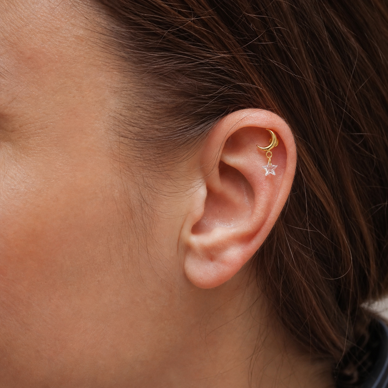 Clear CZ ASTM F136 Titanium Flat Back - Gold, Internally Threaded, 16G, 1.2 x 6+4 mm — wearing view four (P-FB-0092-G01)