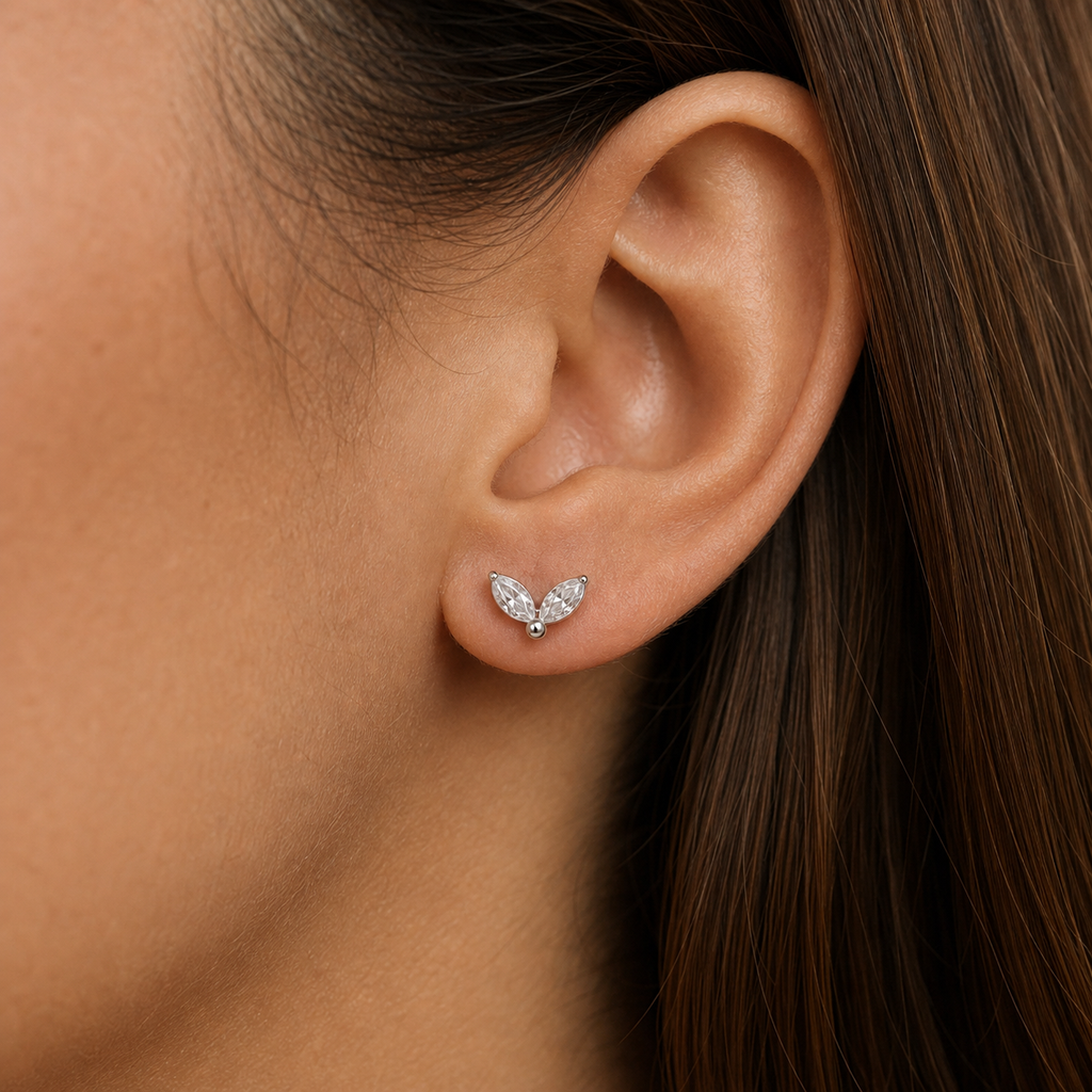 Clear CZ ASTM F136 Titanium Flat Back - Silver, Threadless, 16G, 1.2 x 8+4 mm — wearing view four (P-FB-0146-S01)