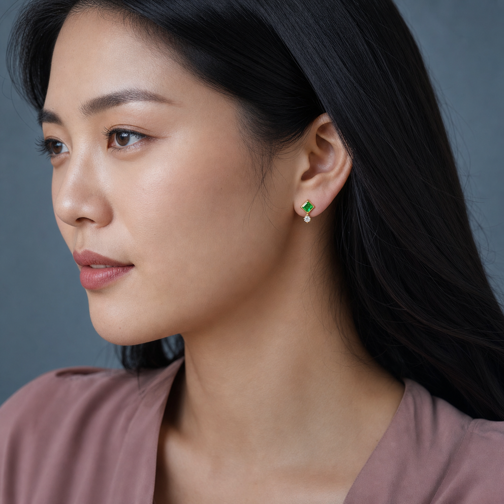 Clear CZ ASTM F136 Titanium Flat Back - Gold, Internally Threaded, 16G, 1.2 x 6+4 mm — wearing view four (P-FB-0168-G01)