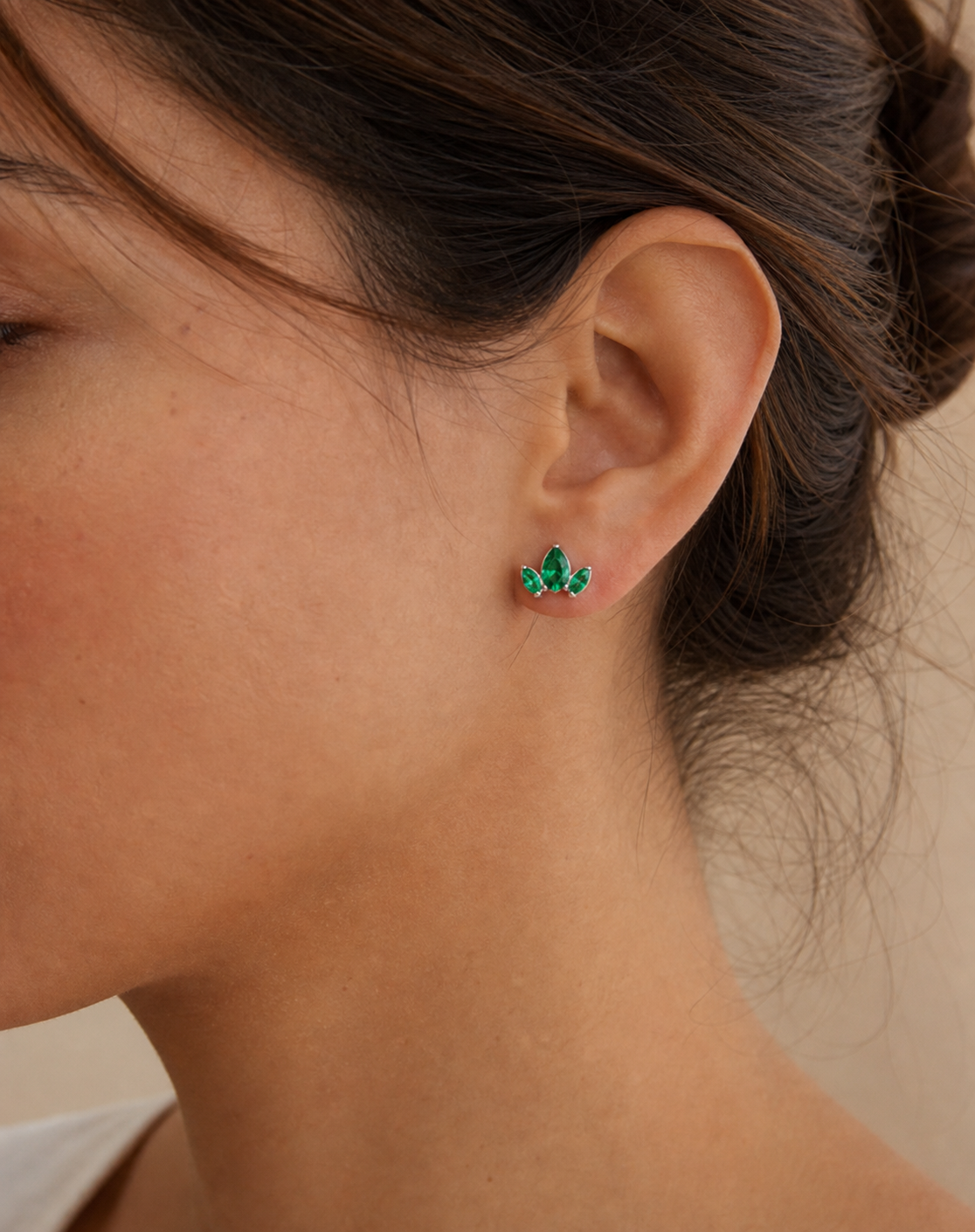 Green ASTM F136 Titanium Flat Back - Silver, Threadless, 16G, 1.2 x 6 mm — wearing view five (P-FB-0177-S01)
