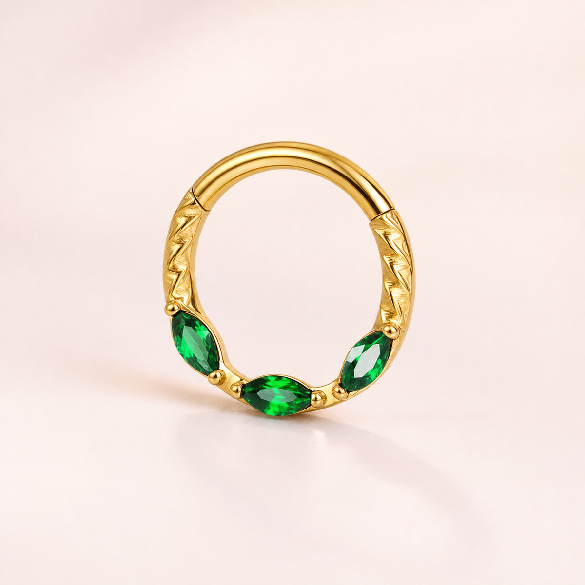 Green ASTM F136 Titanium Segment Ring - Gold, 16G, 1.2 x 8 mm — primary product image (P-SR-0069-G01)