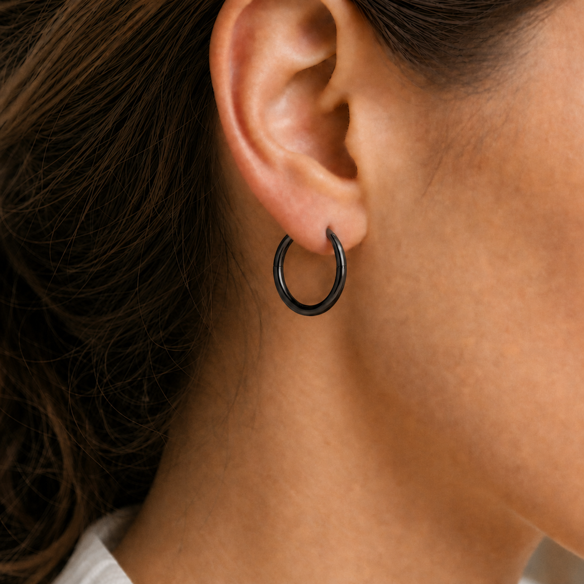 [TOPOSH-LEGACY-LAYOUT-REPAIR-20260717-LEGACY25:TP-SR-BK-14G8-PLN-933:02] Titanium Segment Ring – Black, 8mm | 02_model_white