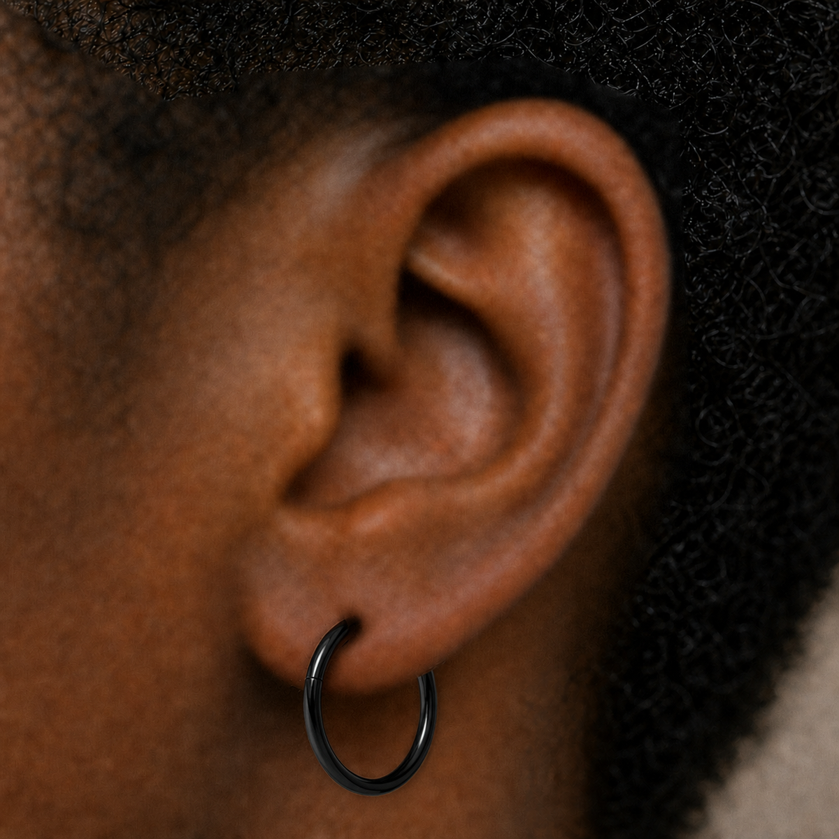 [TOPOSH-LEGACY-LAYOUT-REPAIR-20260717-LEGACY25:TP-SR-BK-14G8-PLN-933:03] Titanium Segment Ring – Black, 8mm | 03_model_black
