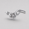 [TOPOSH-ROLE-ORDER-CLEANUP-20260717-BATCH09:TP-NS-L-SIL-20G7-PLN-001-NS012:01] Bat Titanium L-Bend Nose Stud – Silver | 01_primary_product_bg