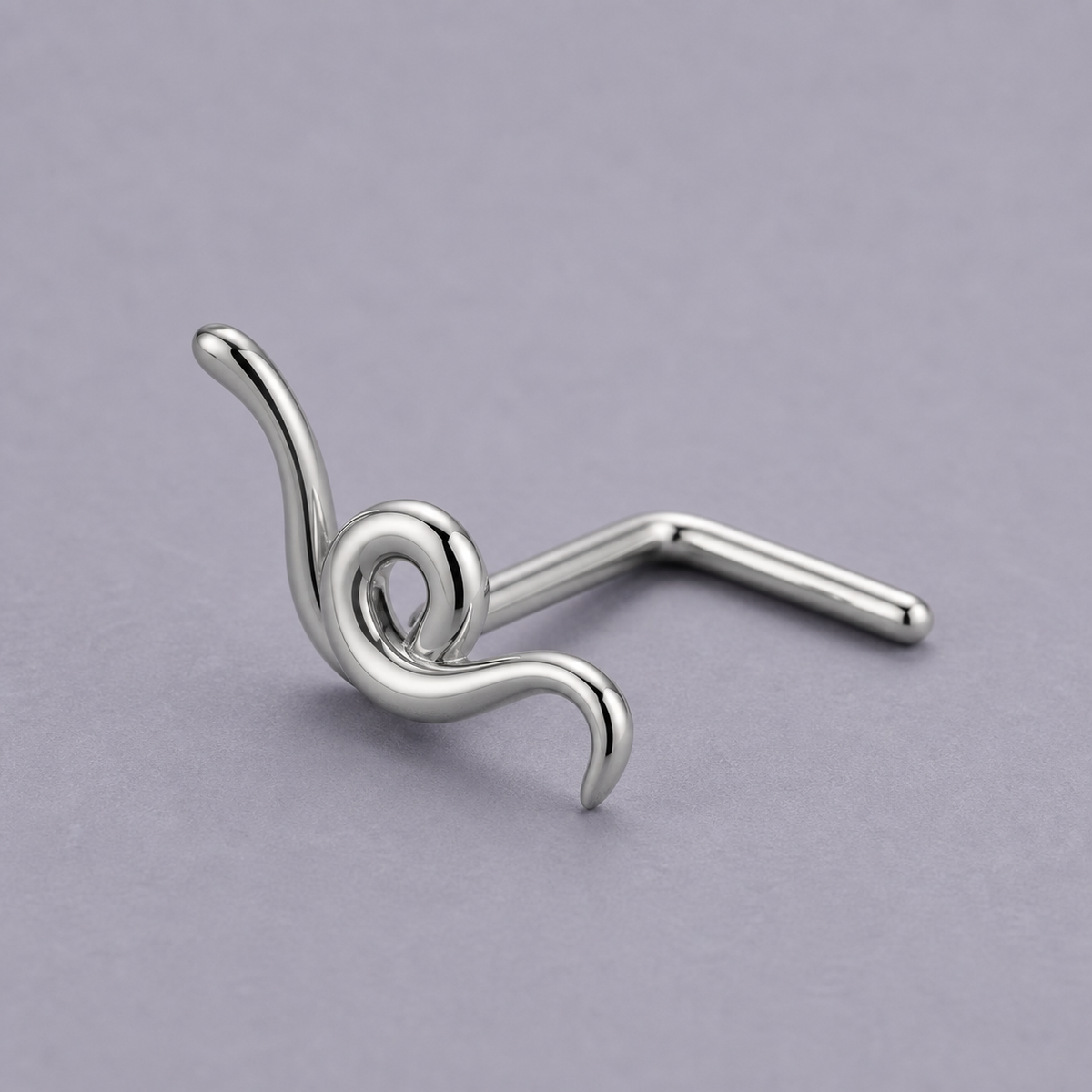 [TOPOSH-ROLE-ORDER-CLEANUP-20260717-BATCH10:TP-NS-L-SIL-20G7-PLN-001-NS016:05] Swirl Titanium L-Bend Nose Stud – Silver | 05_product_angles