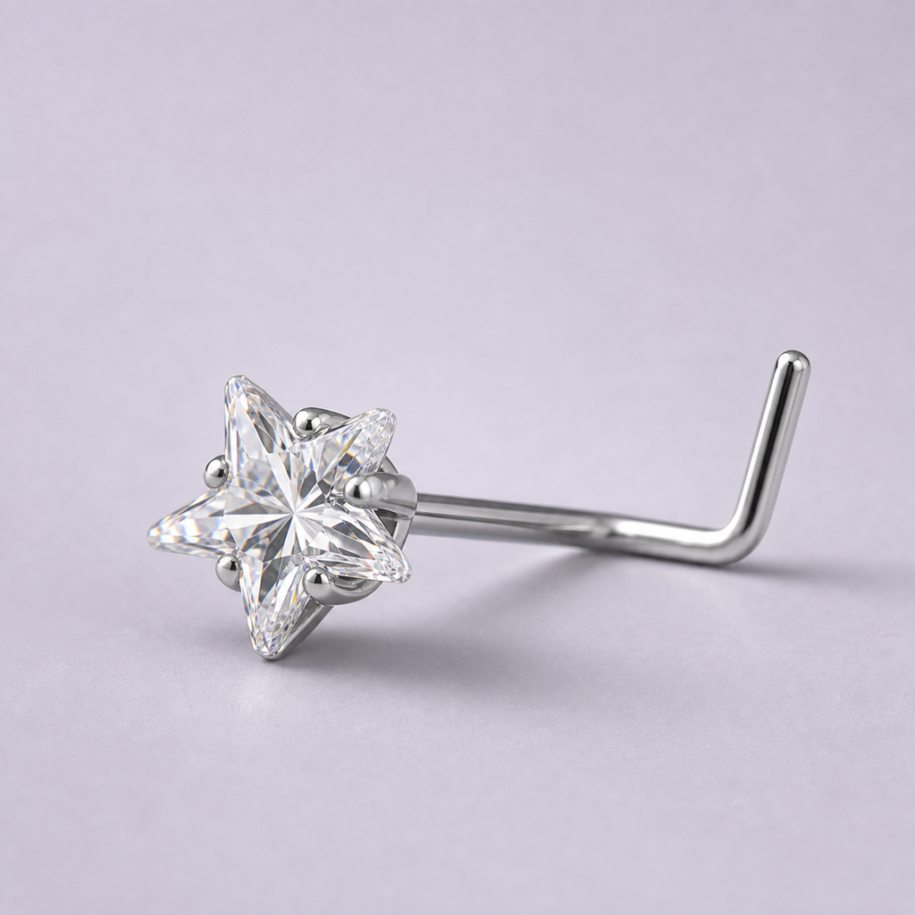 [TOPOSH-ROLE-ORDER-CLEANUP-20260717-BATCH10:TP-NS-L-SIL-20G7-T3-CLCZ-007:05] Star Clear CZ Titanium L-Bend Nose Stud – Silver | 05_product_angles