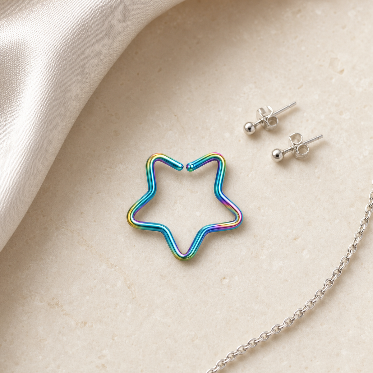 [TOPOSH-ROLE-ORDER-CLEANUP-20260717-BATCH12:TP-NS-RB-20G8-PLN-009:06] Star Charm Titanium Nose Hoop – Rainbow | 06_accessory_flatlay