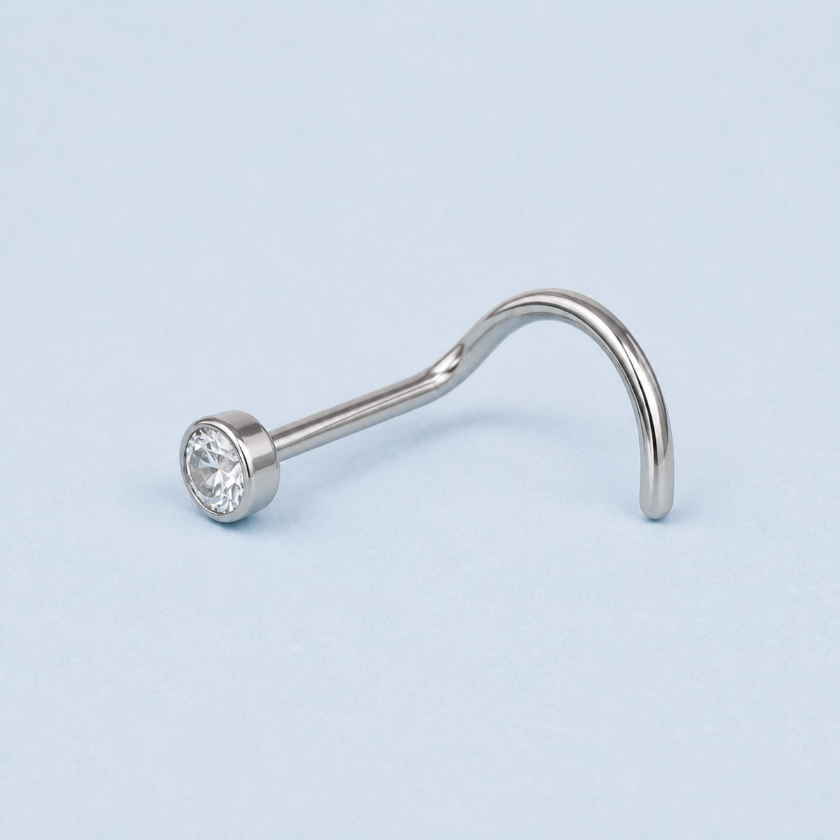 [TOPOSH-ROLE-ORDER-CLEANUP-20260717-BATCH14:TP-NS-S-SIL-20G6-T2.5-CLCZ-058:05] Clear CZ Titanium Nose Screw – Silver, 6+2.5mm | 05_product_angles