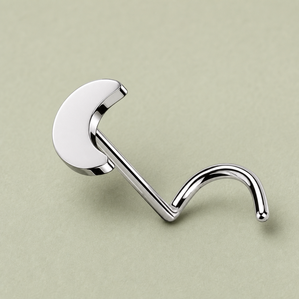 [TOPOSH-ROLE-ORDER-CLEANUP-20260717-BATCH14:TP-NS-SIL-0.8-PLN-042:01] Crescent Titanium Nose Screw – Silver | 01_primary_product_bg