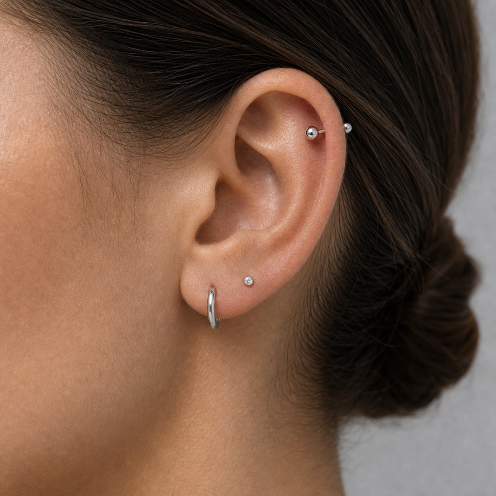 Implant Grade Titanium - Cartilage Jewelry - Silver - 16G (1.2 x 6+4+4 mm) - model wear view