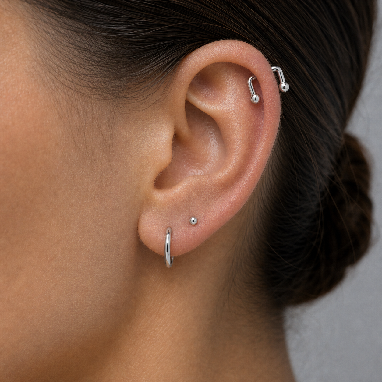 Implant Grade Titanium - Cartilage Jewelry - Silver - 14G (1.6 x 16 mm) - model wear view