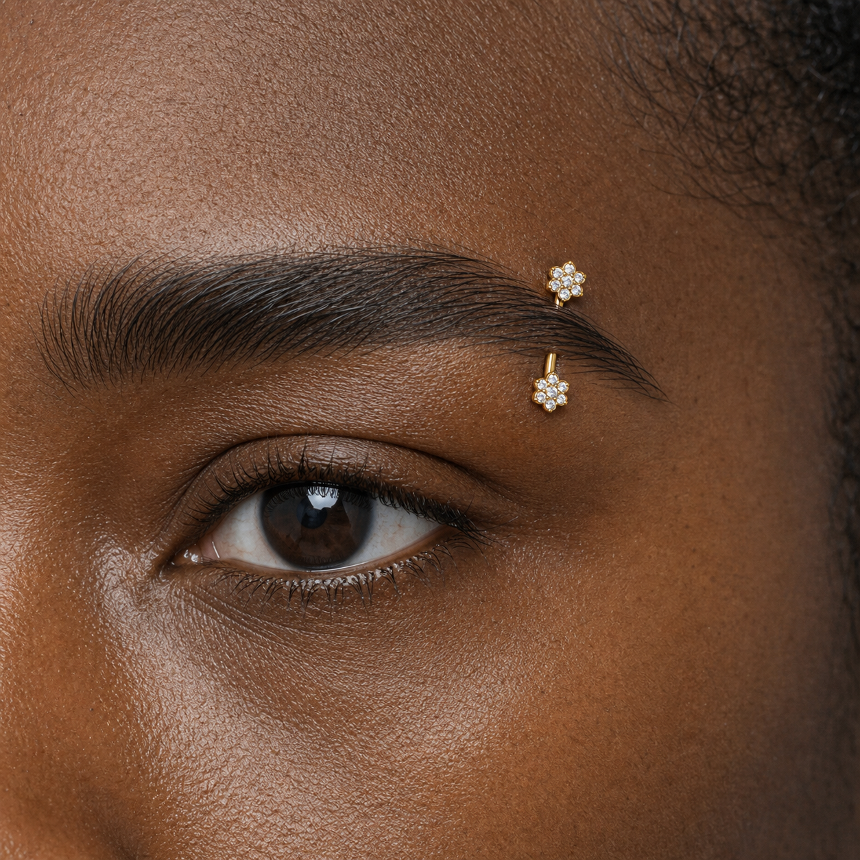 Implant Grade Titanium - Eyebrow Ring - Gold - Clear CZ - 16G (1.2 x 8+3+3 mm) - model wear view