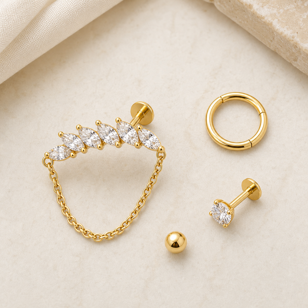 Implant Grade Titanium - Flat Back - Gold - Clear CZ - 16G (1.2 x 8+4 mm) - styling view