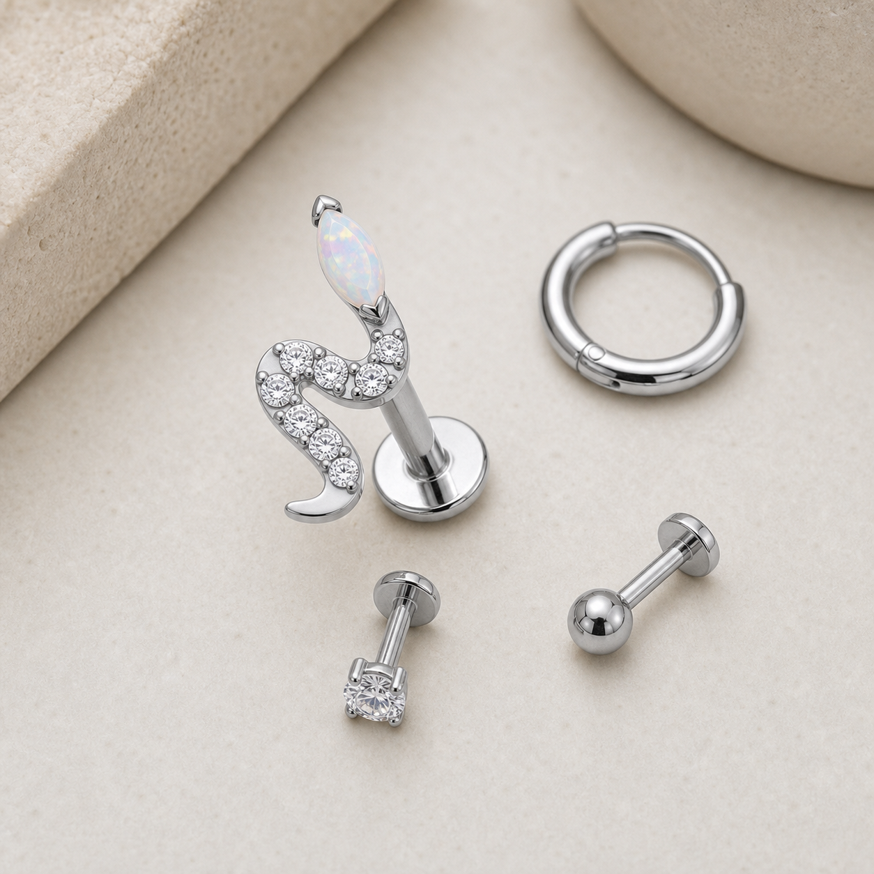 Implant Grade Titanium - Flat Back - Silver - OP17 - 16G (1.2 x 6+4 mm) - styling view