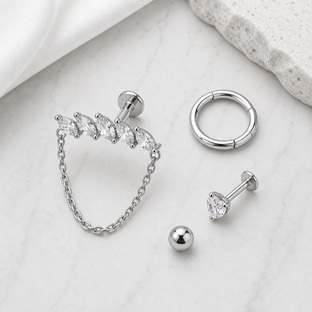 Implant Grade Titanium - Flat Back - Silver - Clear CZ - 16G (1.2 x 8+4 mm) - styling view
