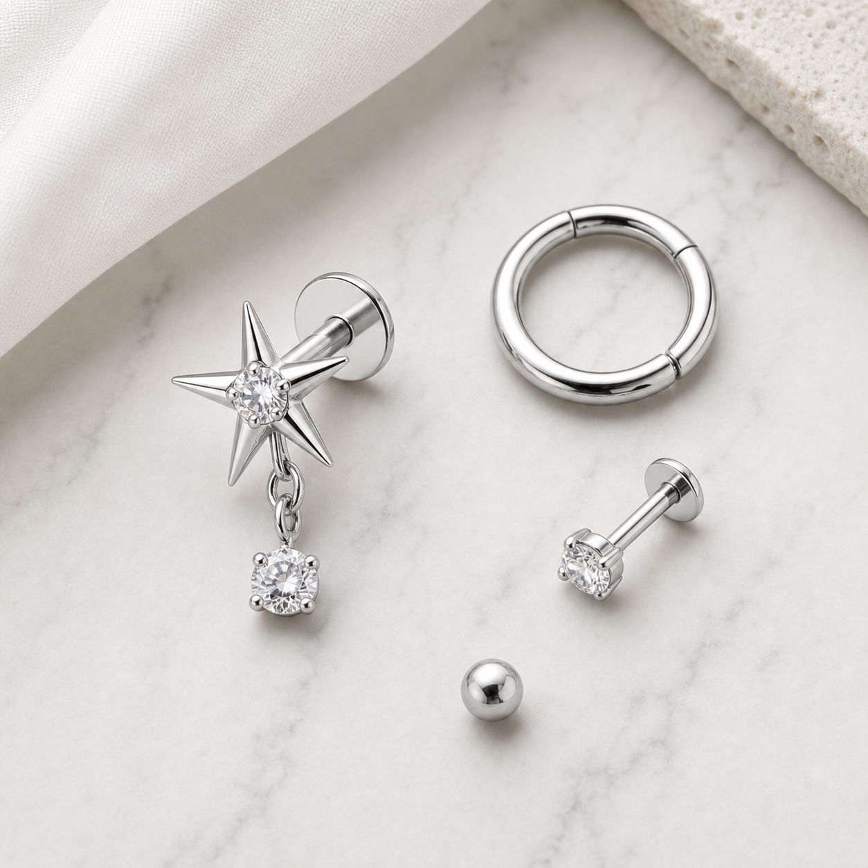 Implant Grade Titanium - Flat Back - Silver - Clear CZ - 16G (1.2 x 6+4 mm) - styling view