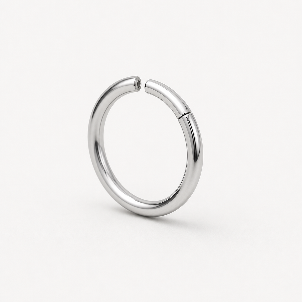 Implant Grade Titanium - Hoop - Silver - 20G (0.8 x 6 mm) - detail view