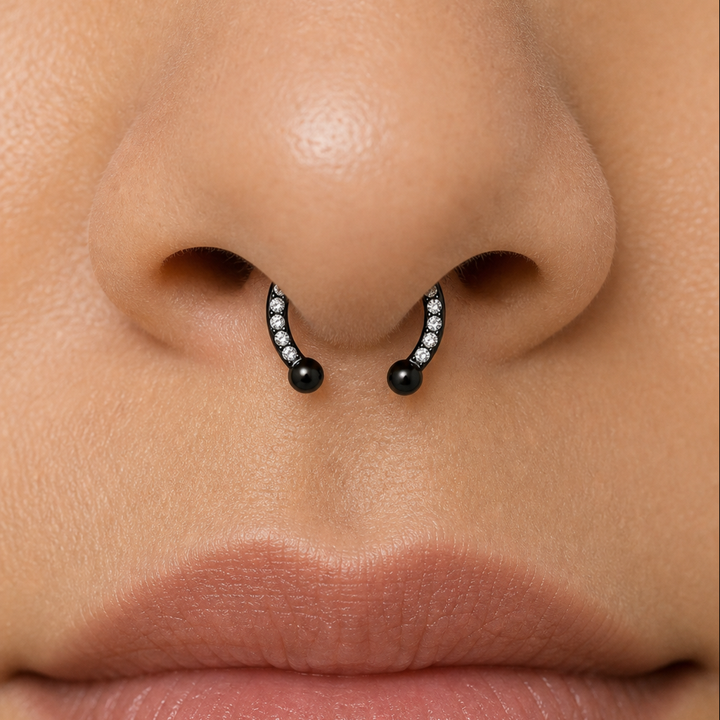 Implant Grade Titanium - Horseshoe - Black - Clear CZ - 16G (1.2 x 8+3+3 mm) - model wear view