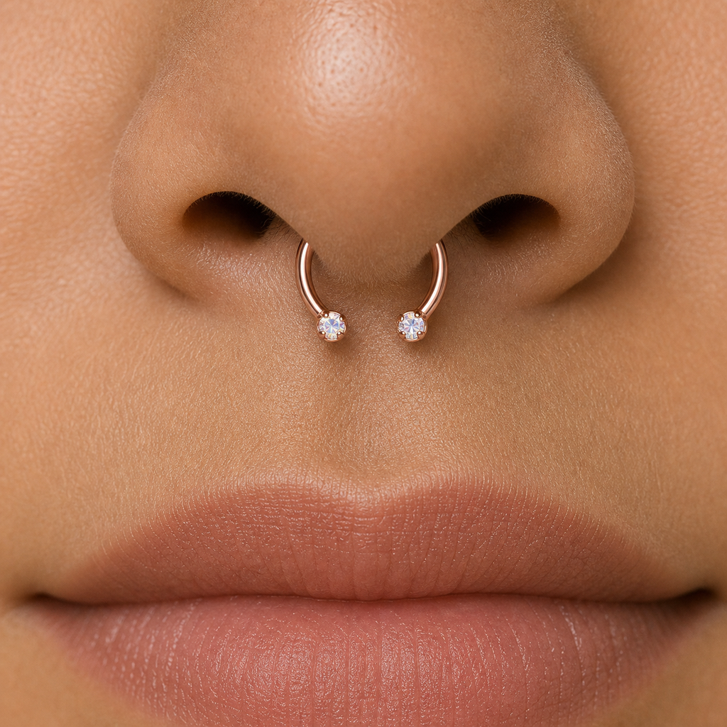 Implant Grade Titanium - Horseshoe - Rose Gold - ABCZ - 18G (1.0 x 8 mm) - model wear view