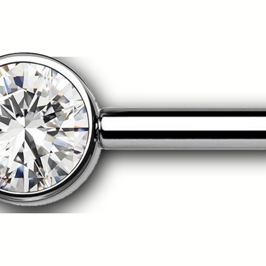 Implant Grade Titanium - Nipple Ring - Silver - Clear CZ - 14G (1.6 x 14+5+5 mm) - detail view