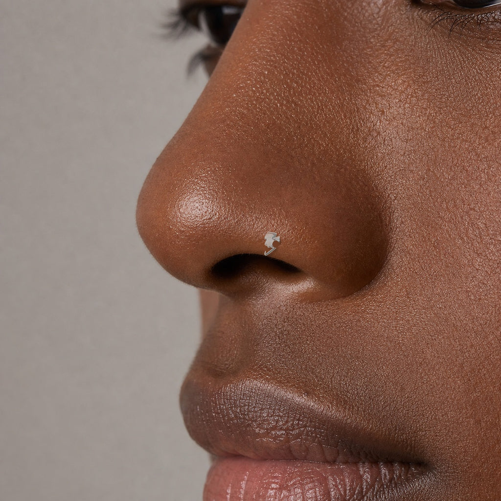 Implant Grade Titanium - Nose Stud / Nose Ring - Silver - 20G (0.8 x 7mm mm) - model wear view