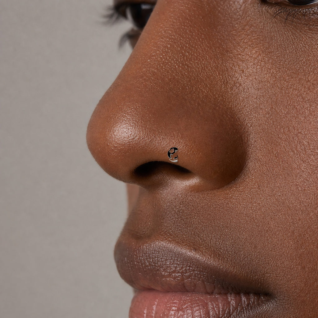 Implant Grade Titanium - Nose Stud / Nose Ring - Silver - 20G (0.8 x 7 mm) - model wear view