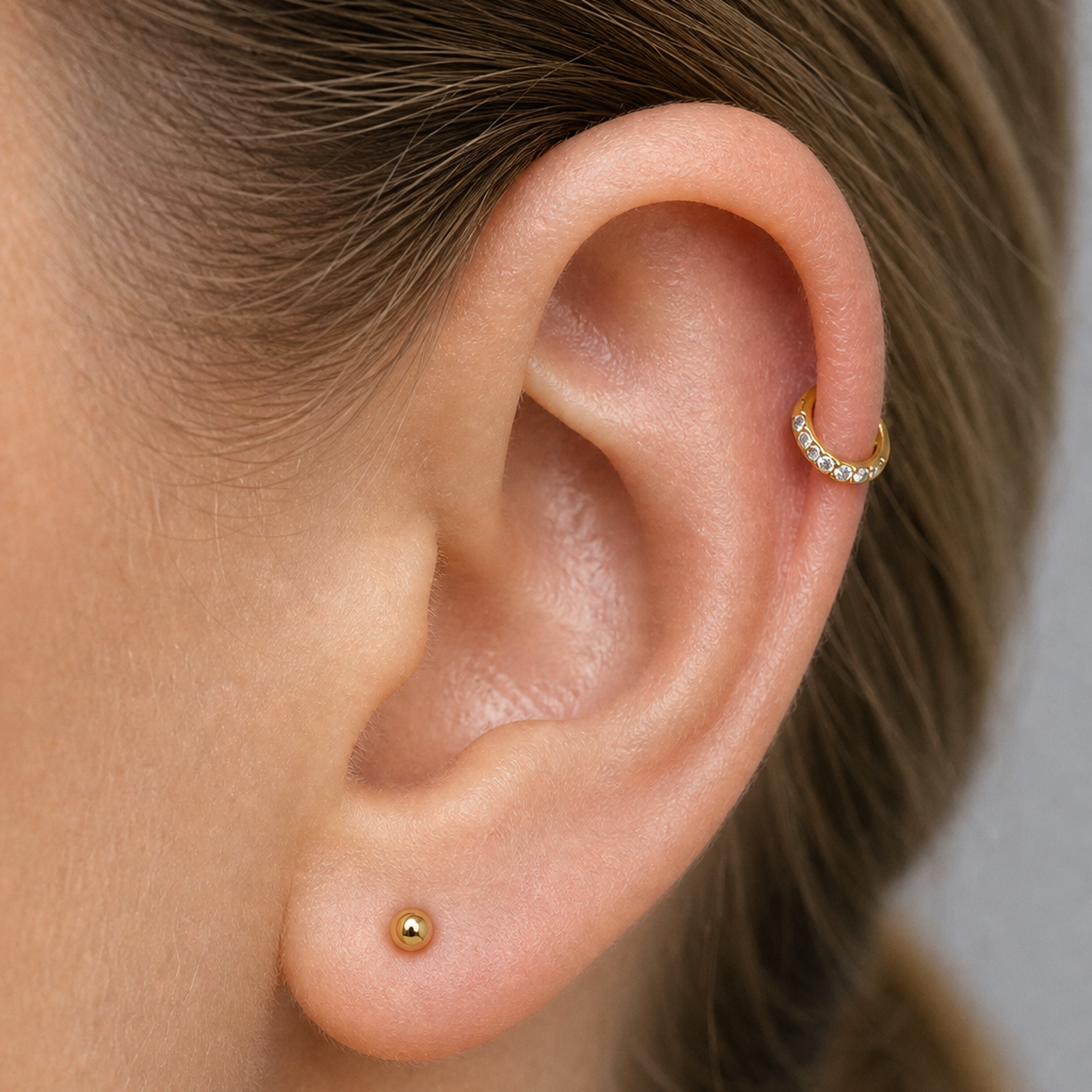 Implant Grade Titanium - Segment Ring - Gold - Clear CZ - 16G (1.2 x 6 mm) - model wear view