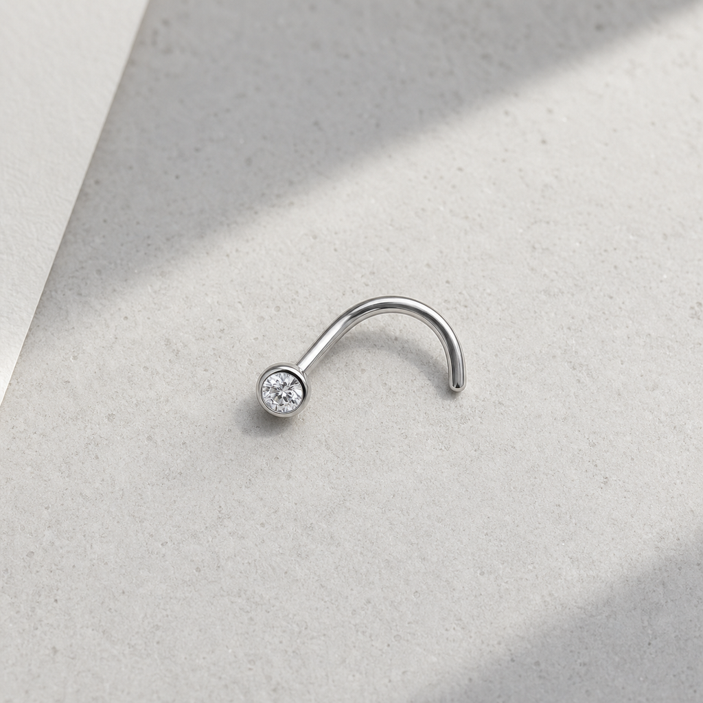 [TOPOSH-LEGACY-LAYOUT-REPAIR-20260717-LEGACY18:TP-NS-S-SIL-20G7-T2-CLCZ-010:06] Clear CZ Titanium Nose Screw – Silver, 7+2mm | 06_accessory_flatlay