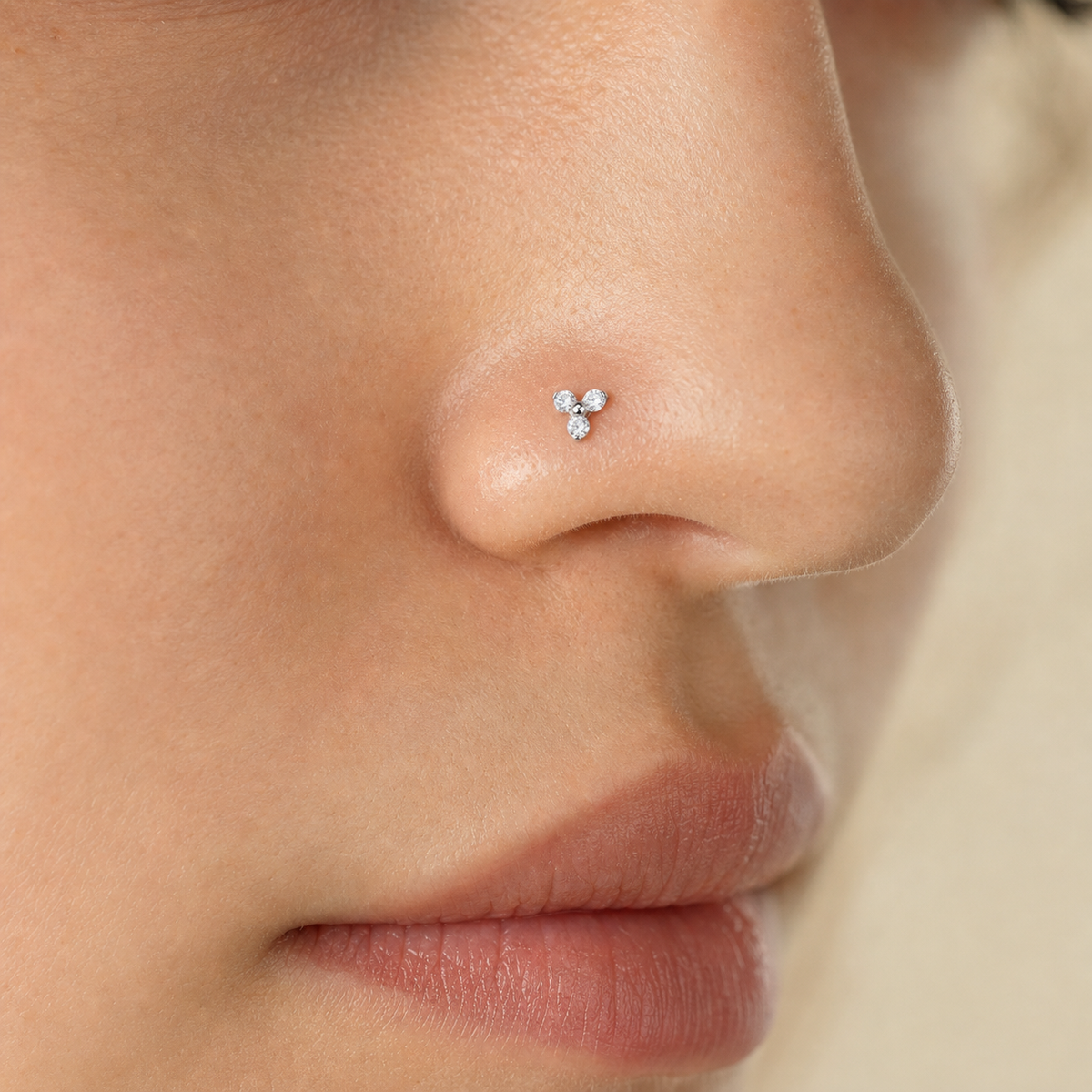 [TOPOSH-LEGACY-LAYOUT-REPAIR-20260717-LEGACY24:TP-NS-SIL-20G6-CLCZ-025:02] Trinity Clear CZ Titanium Nose Jewelry – Silver | 02_model_white