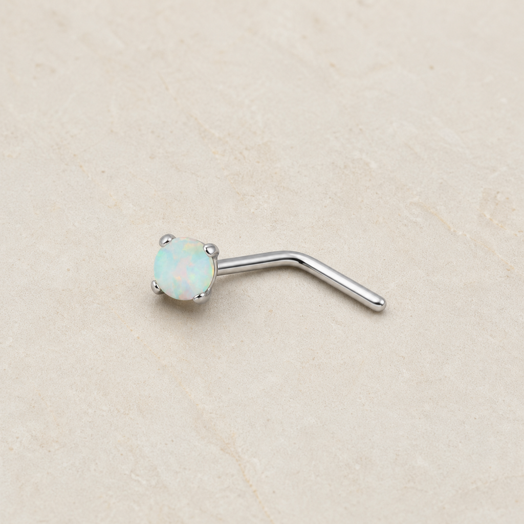 [TOPOSH-LEGACY-LAYOUT-REPAIR-20260717-LEGACY18:TP-NS-L-SIL-20G7-T2-SW234-017:06] White Opal Titanium L-Bend Nose Stud – Silver, 7+2mm | 06_accessory_flatlay