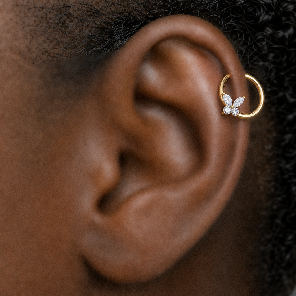[TOPOSH-LEGACY-LAYOUT-REPAIR-20260717-LEGACY26:TP-SR-GD-16G10-CLCZ-082:03] Leaf Clear CZ Titanium Segment Ring – Gold, 10mm | 03_model_black