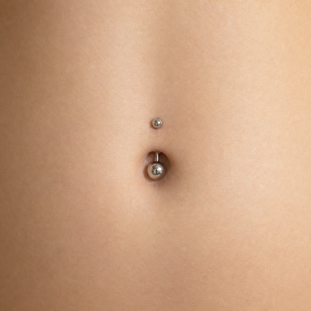 [TOPOSH-LEGACY-LAYOUT-REPAIR-20260717-LEGACY31:TP-BBR-INCB-SIL-14G10-B5-B8-PLN-042:02] Titanium Belly Button Ring – Silver | 02_model_white