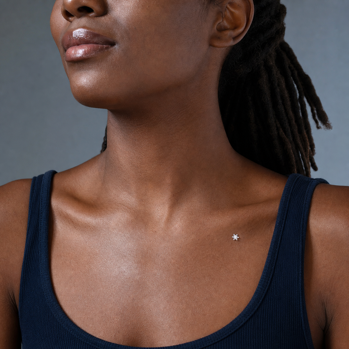 [TOPOSH-ROLE-ORDER-CLEANUP-20260717-BATCH08:TP-DM-IN-SIL-14G2-CLCZ-015:03] Star Clear CZ Titanium Dermal Top – Silver | 03_model_black