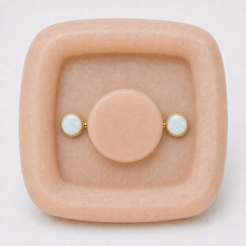 [TOPOSH-FULLSCORE-V4-20260711:TP-NP-TH-GD-14G16-B5-B5-OP17-006:02] Implant Grade Titanium - Nipple Ring - Gold - OP17 - 14G (1.6 x 16+5+5 mm) - product angle
