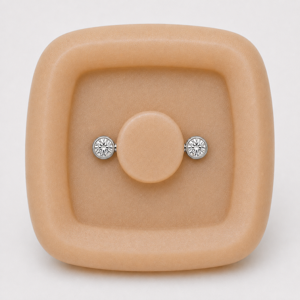 [TOPOSH-FULLSCORE-V4-20260711:TP-NP-TH-SIL-14G14-B5-B5-CLCZ-005:04] Implant Grade Titanium - Nipple Ring - Silver - Clear CZ - 14G (1.6 x 14+5+5 mm) - threadless mechanism
