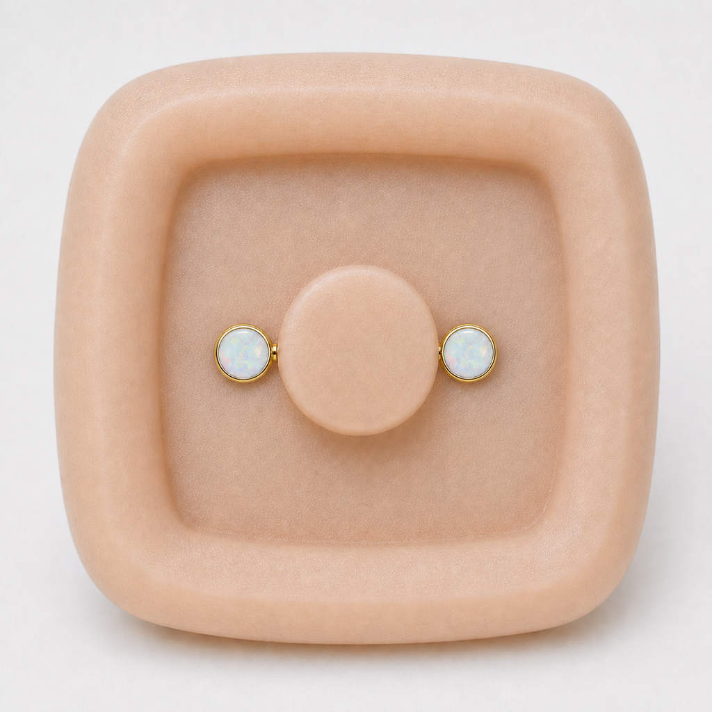 [TOPOSH-FULLSCORE-V5-20260712:TP-NP-TH-GD-14G12-B5-B5-OP17-004:02] Implant Grade Titanium - Nipple Ring - Gold - OP17 - 14G (1.6 x 12+5+5 mm) - product angle