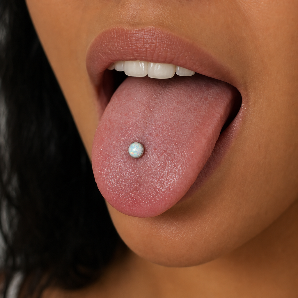[TOPOSH-ROLE-ORDER-CLEANUP-20260717-BATCH15:TP-TR-TH-SIL-14G16-OP17-017:04] White Opal Titanium Tongue Barbell – Silver | 04_model_asian
