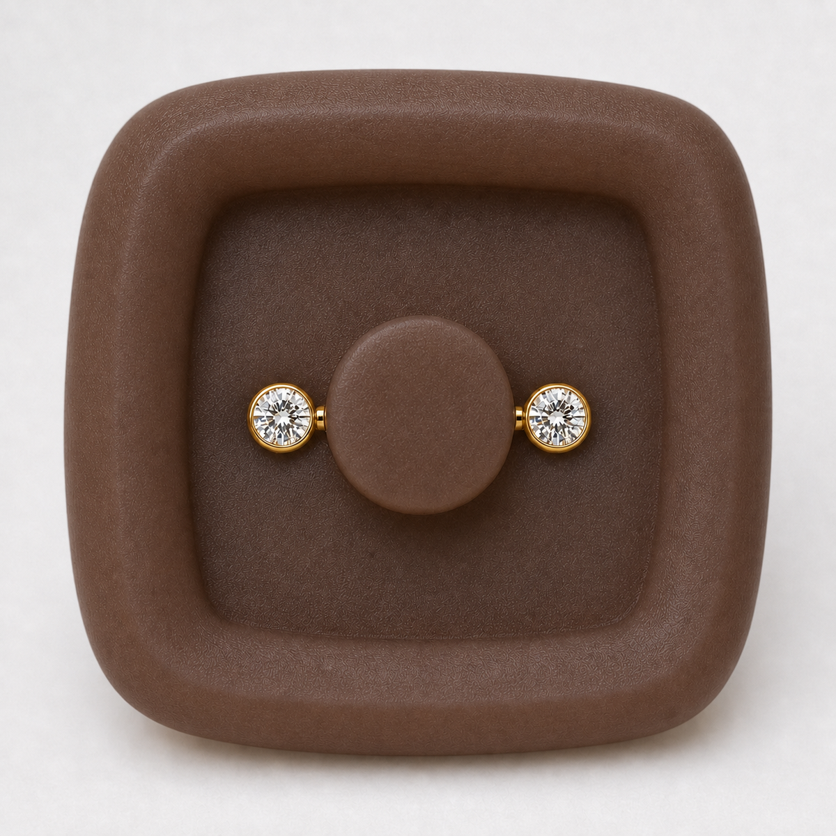 [TOPOSH-FULLSCORE-V7-20260712:TP-NP-IN-24K-14G14-B4-B4-CLCZ-144:03] Implant Grade Titanium - Nipple Ring - 24K Gold - Clear CZ - 14G (1.6 x 14+4+4 mm) - macro detail