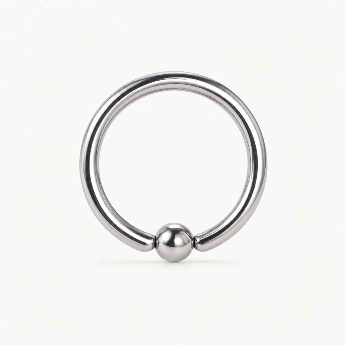 [TOPOSH-LEGACY-LAYOUT-REPAIR-20260717-LEGACY15:TP-BCR-SIL-16G8-PLN-002:01] Titanium Captive Bead Ring – Silver | 01_primary_product_bg