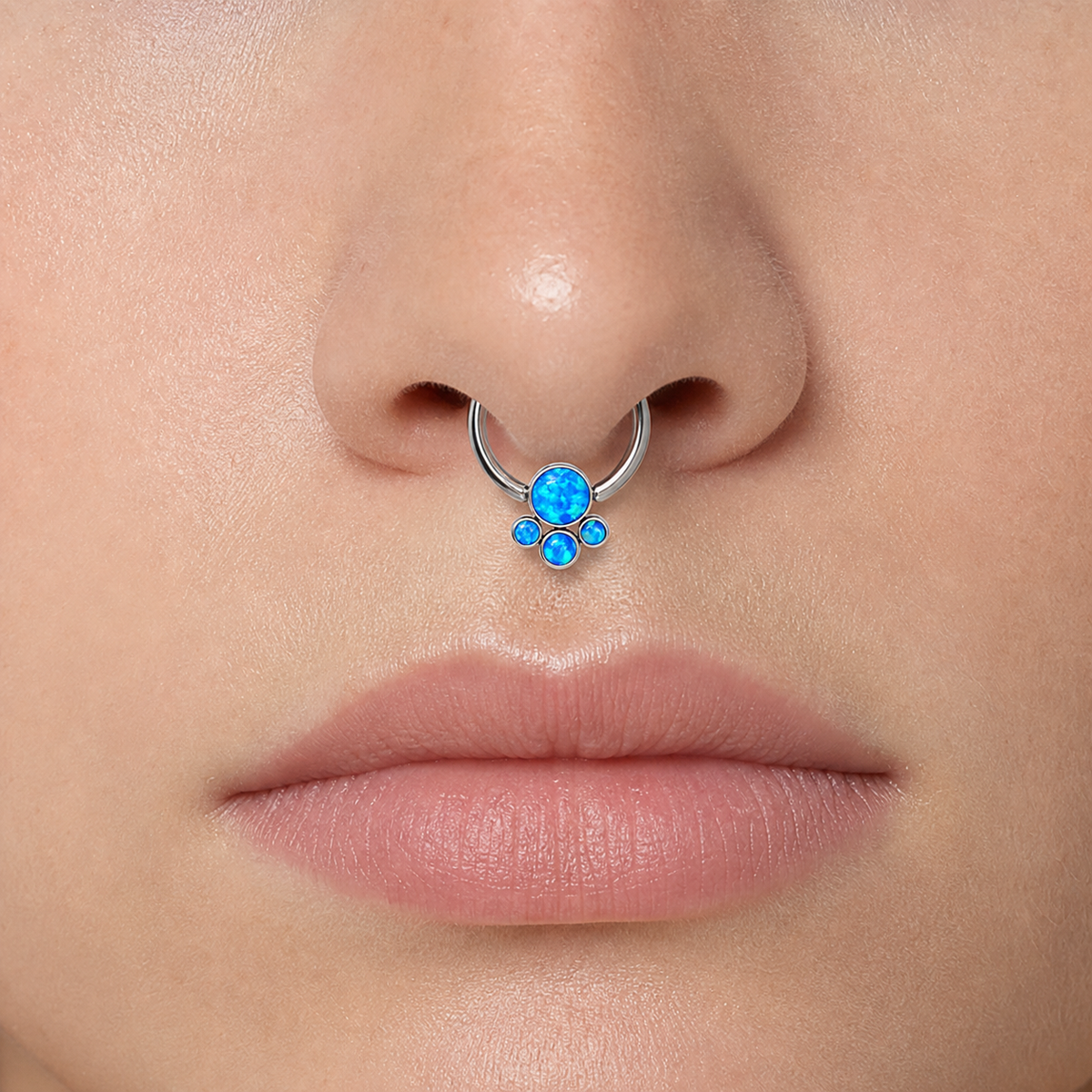 [TOPOSH-LEGACY-LAYOUT-REPAIR-20260717-LEGACY16:TP-BCR-SIL-16G8-T4-OP05-001:02] Blue Opal Titanium Captive Bead Ring – Silver | 02_model_white