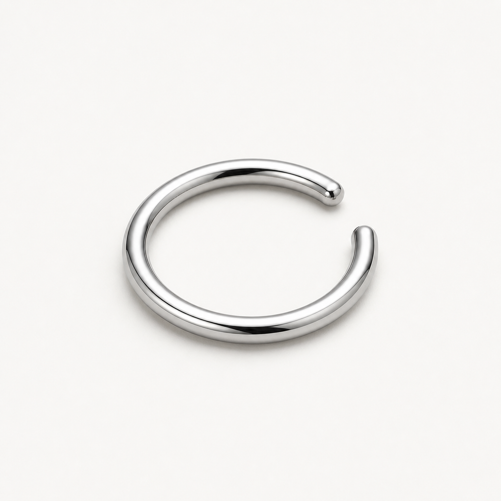 [TOPOSH-LEGACY-LAYOUT-REPAIR-20260717-LEGACY13:TP-HOP-RD-SIL-20G7-PLN-003:05] Titanium Hoop – Silver, 7mm | 05_product_angles