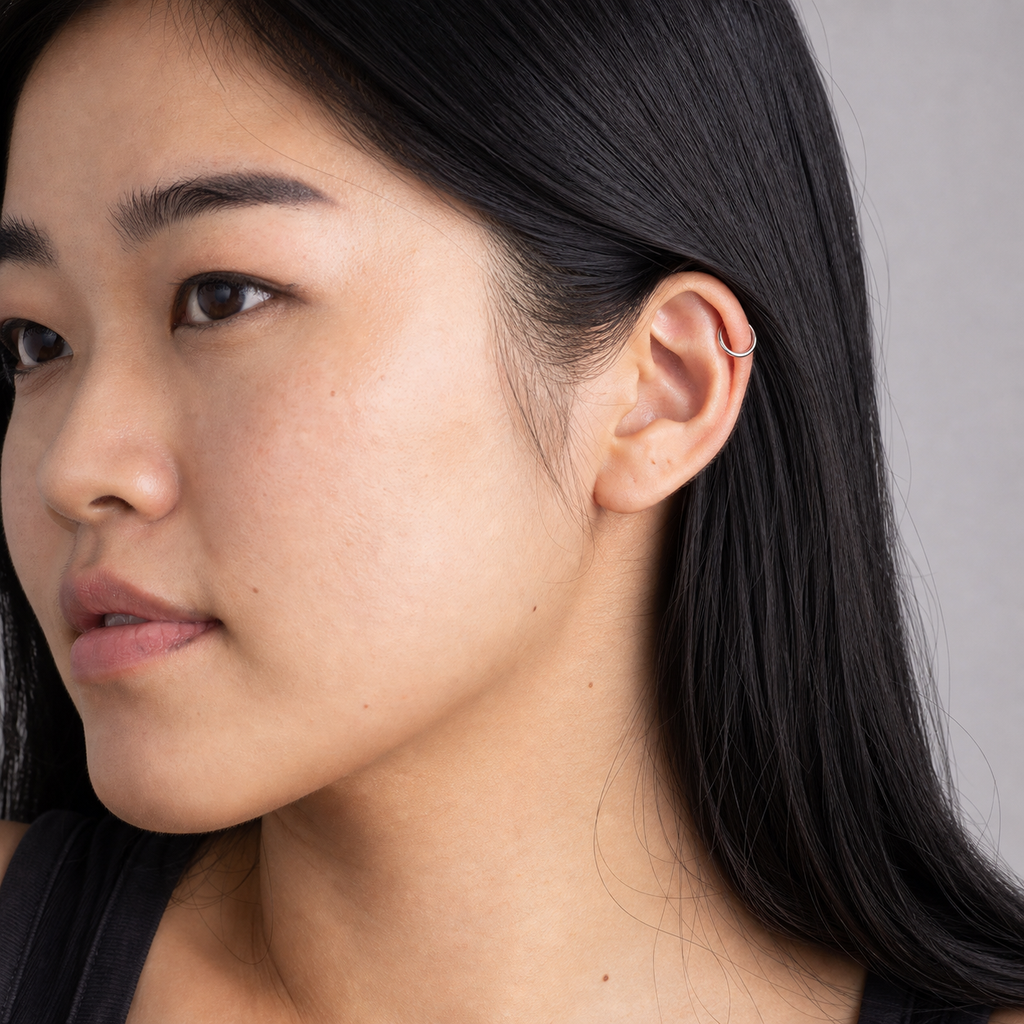 [TOPOSH-LEGACY-LAYOUT-REPAIR-20260717-LEGACY12:TP-HOP-RD-SIL-20G6-PLN-002:04] Titanium Hoop – Silver, 6mm | 04_model_asian