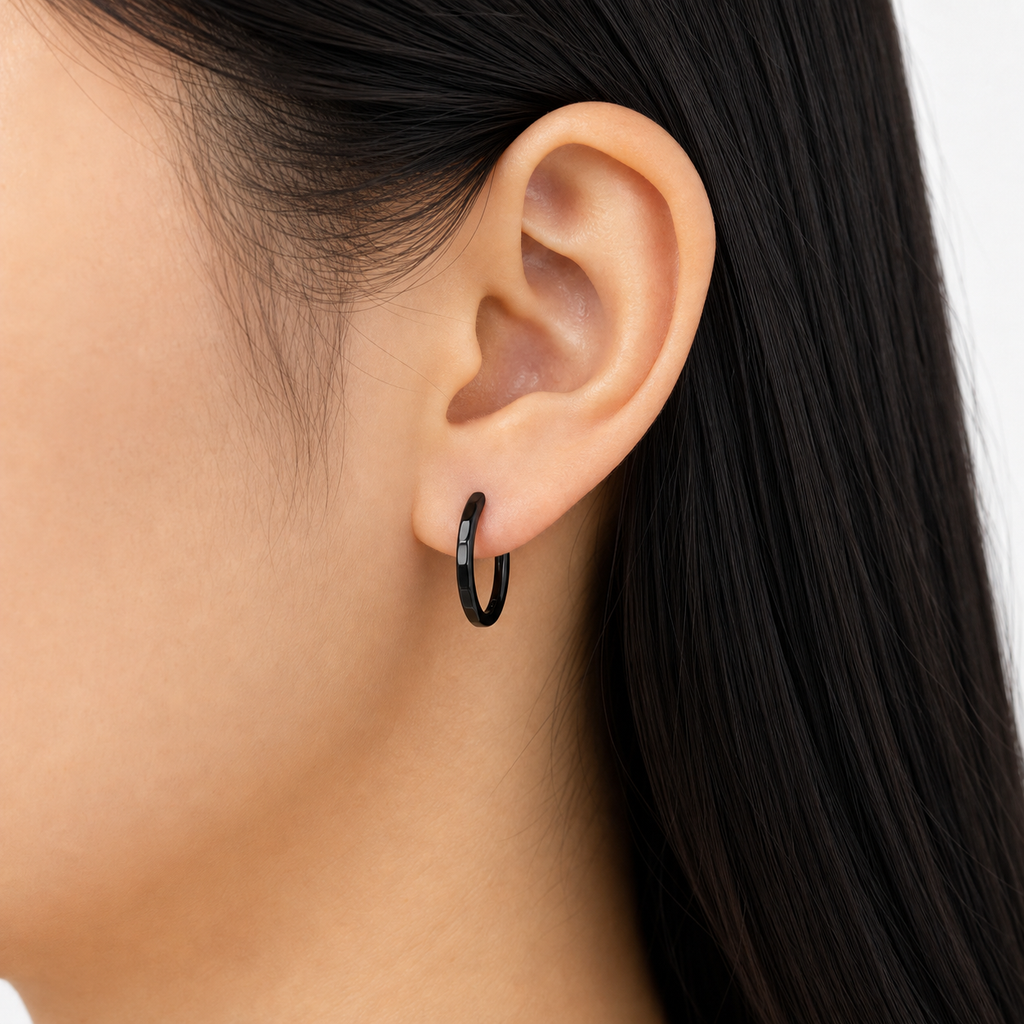 [TOPOSH-LEGACY-LAYOUT-REPAIR-20260717-LEGACY30:TP-SR-BK-16G10-PLN-901:04] Titanium Segment Ring – Black, 10mm | 04_model_asian